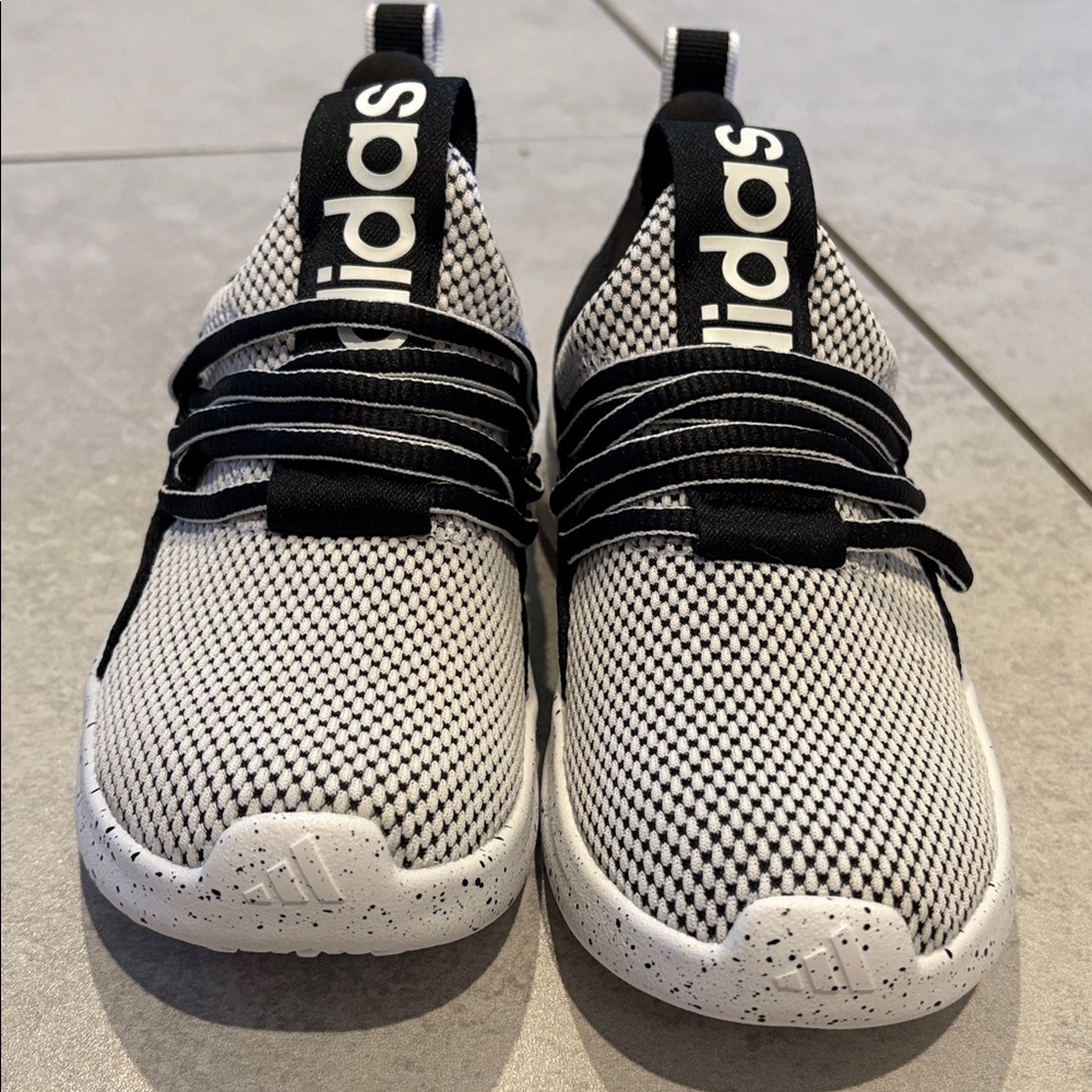 NEW Adidas Kids Lite racer adapt 7.0 sneakers